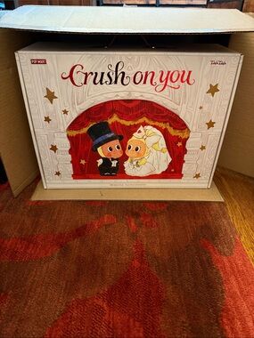 Crush On You Collectible Figure Set - Red & White